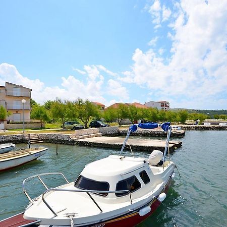 Apartments Vila Punta Jadrtovac Экстерьер фото