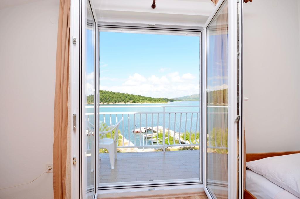 Apartments Vila Punta Jadrtovac Экстерьер фото