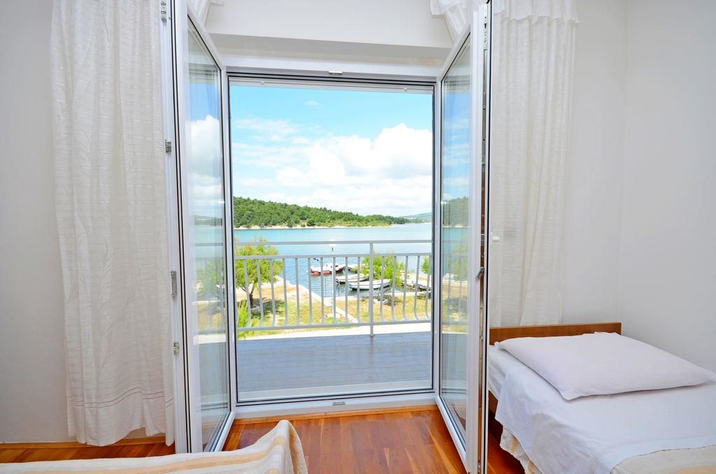 Apartments Vila Punta Jadrtovac Экстерьер фото
