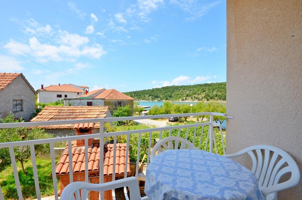 Apartments Vila Punta Jadrtovac Экстерьер фото