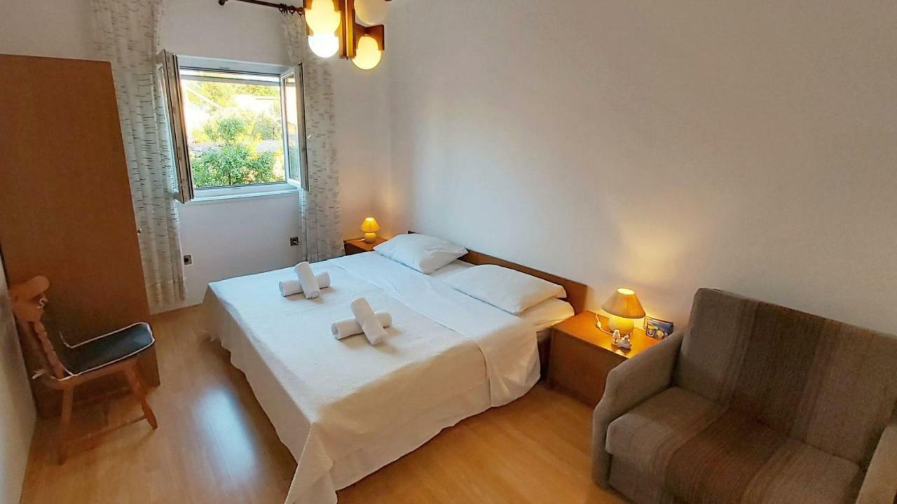 Apartments Vila Punta Jadrtovac Экстерьер фото